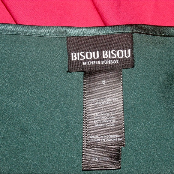 Green Bisou Bisou slip dress with sequins and lace detailing - Picture 4 of 5